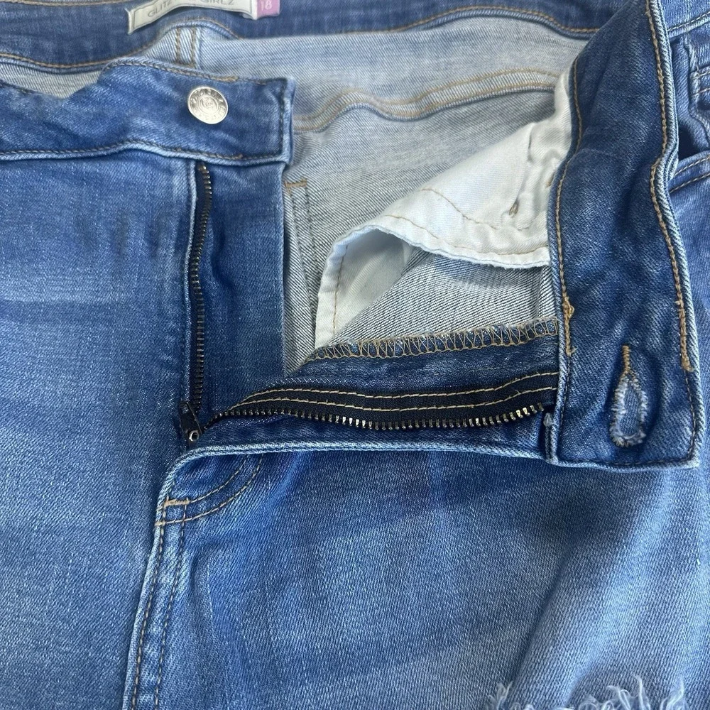 Glitzy Girls Boutique‎ Women's Jeans Distressed Raw Fray Medium Wash Size 18